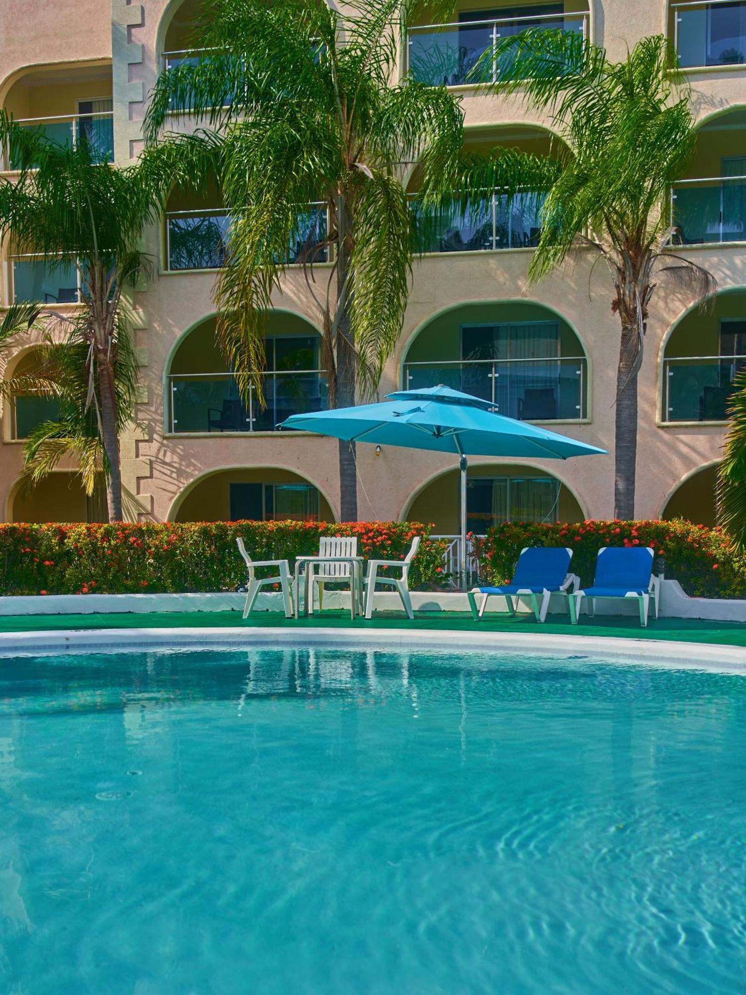 Sunbay Hotel Christ Church Exterior foto