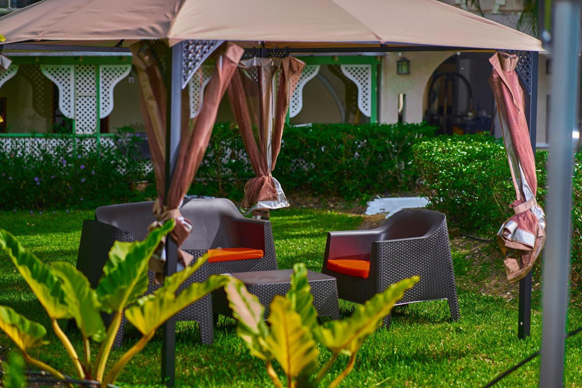 Sunbay Hotel Christ Church Exterior foto
